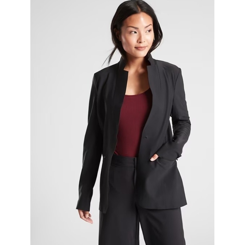 Athleta Interstellar Blazer Women's 4 Black Stretch Packable Travel Work‎ Jacket